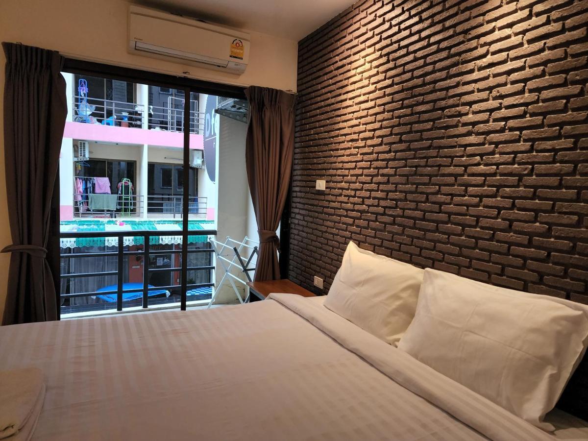Хостел Dfeel House Patong Экстерьер фото