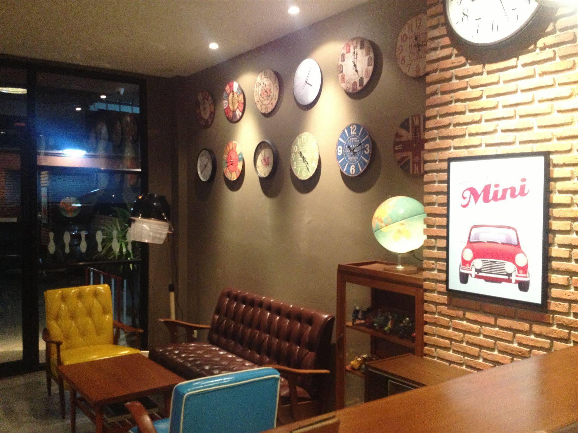 Хостел Dfeel House Patong Экстерьер фото