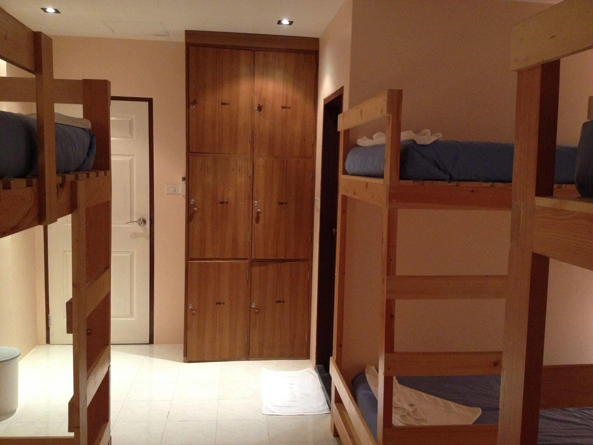 Хостел Dfeel House Patong Экстерьер фото